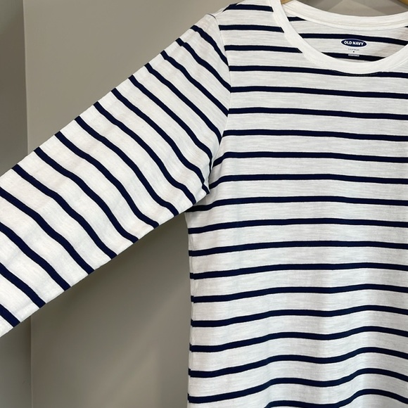 Old Navy EveryWear Striped Slub Knit Long Sleeve Tee Navy Blue White Nautical M - Picture 5 of 9